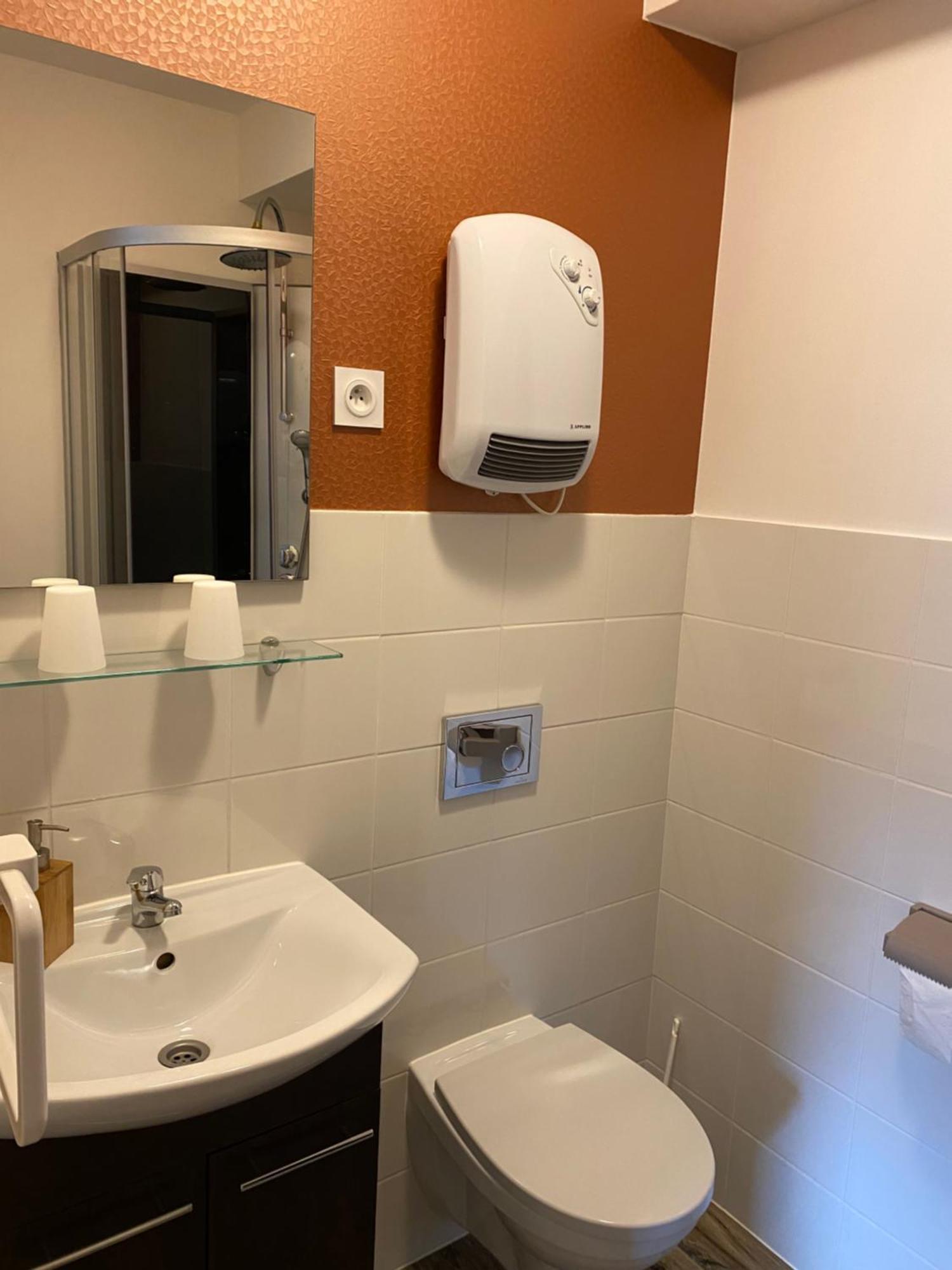 Hotel Le Saint Amand מראה חיצוני תמונה