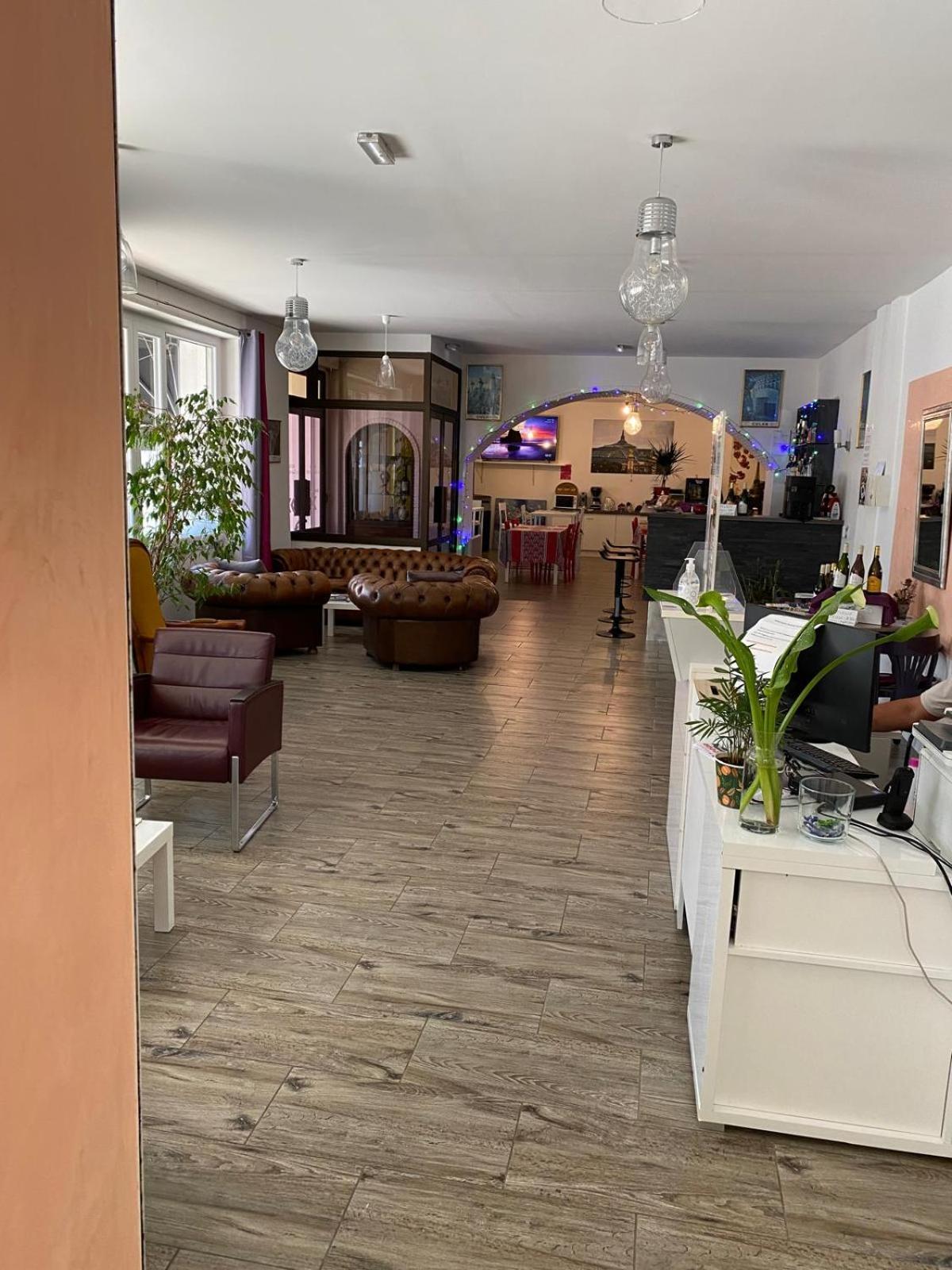 Hotel Le Saint Amand מראה חיצוני תמונה